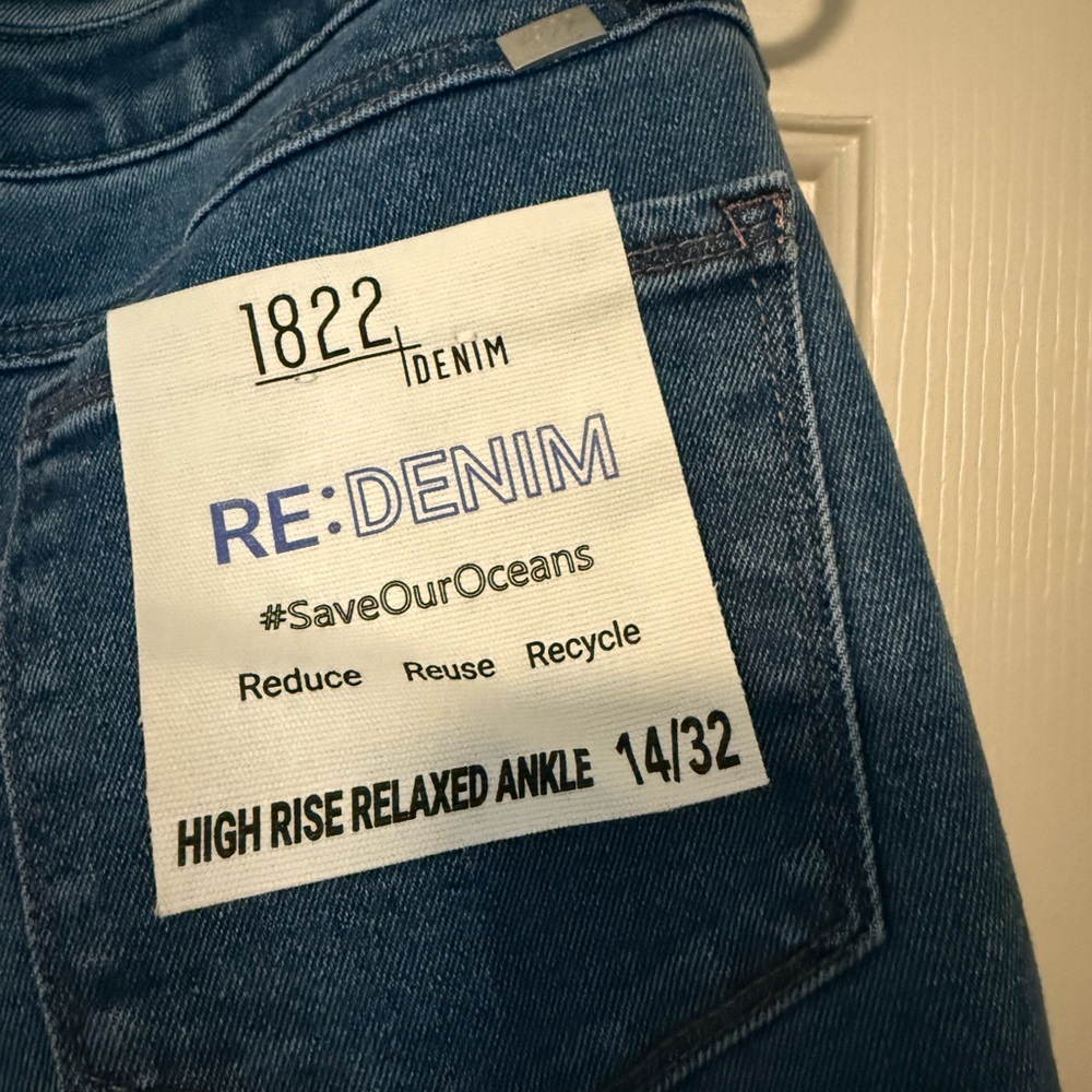 1822 Denim Light Blue Jeans - Picture 6 of 7